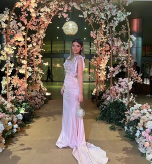 Layla Ahmed Zaher Instagram - From yesterday’s wedding 💗 

Dress: @bycherry_mustafa 
Stylist: @mayajules 
Makeup: @dinaelkasheff 
Hair: @alfredmakram 
Jewelry: @iramjewelry_ 
Clutch: @treasure_box_by_rashmaa