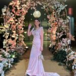 Laila Ahmed Zaher Instagram - From yesterday’s wedding 💗 Dress: @bycherry_mustafa Stylist: @mayajules Makeup: @dinaelkasheff Hair: @alfredmakram Jewelry: @iramjewelry_ Clutch: @treasure_box_by_rashmaa