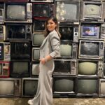 Laila Ahmed Zaher Instagram - With the super talented @faridatemraz @temraza x @maison69store ❤️‍🔥❤️‍🔥❤️‍🔥❤️‍🔥 Suit: @liliblancofficial Styled by: @mayajules Garden 8