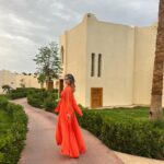 Laila Ahmed Zaher Instagram – On my way to @xanadumakadi opening ft. @amrdiab 

Amazing work @poshmanagement_ @yasminesarwat_ 💫

Outfit: @sals_eg ❤️‍🔥 Xanadu Makadi Bay Resort – High Class