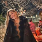 Laila Ahmed Zaher Instagram – In my moment 💁🏼‍♀️✌🏻 Beirut, Lebanon