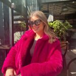 Laila Ahmed Zaher Instagram – Just a little bit of pink💕