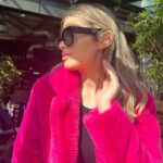 Laila Ahmed Zaher Instagram – Just a little bit of pink💕