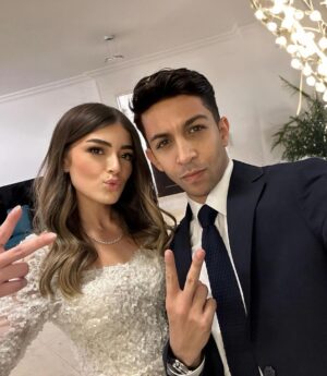 Layla Ahmed Zaher Instagram - الحمد لله ٢٠٢٤ بتبدأ بخبر سعيد علينا 😊
من ايام قليله كانت قراية الفاتحه وان شاء الله الخطوبه قريبا ❤️
نتمنى من كل الناس تدعيلنا بالتوفيق والسعاده والخير 🤲🏻