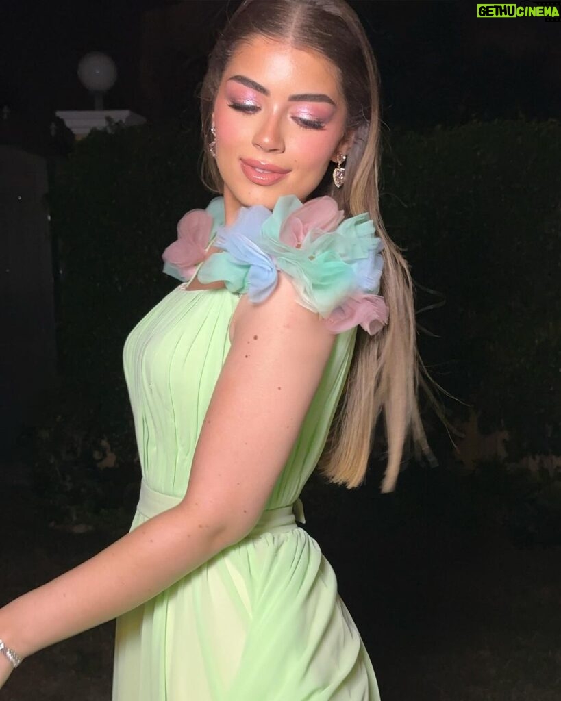 Laila Ahmed Zaher Instagram - Princess moment for beautiful @lailaazaherr11 🌷 Hair @alfredandmina #duhasmakeup