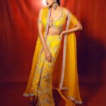 Lakshmi Manchu Instagram - Perfect मेहंदी look for the wedding season💛🫶 #AbDonoBhagna-Ni