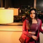 Lakshmi Nakshathra Instagram - Just Another Day In London 💫 Wearing @jazaashdesignstudio 📸. @bnx_ben Mua @jijo_jo_the_makeup_artist #lakshminakshathra Uk