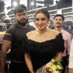 Lakshmi Nakshathra Instagram - #vivoX100Series All together its a great success. Now X100 Series is at the top of every smartphone lover's mind. Here are some glimpses of the X100 Series success celebration held at Nikshan Electronics, Vatakara. Thank you all to make X100 Series a great success. #NextLevelOfImaging #XtremeImagination