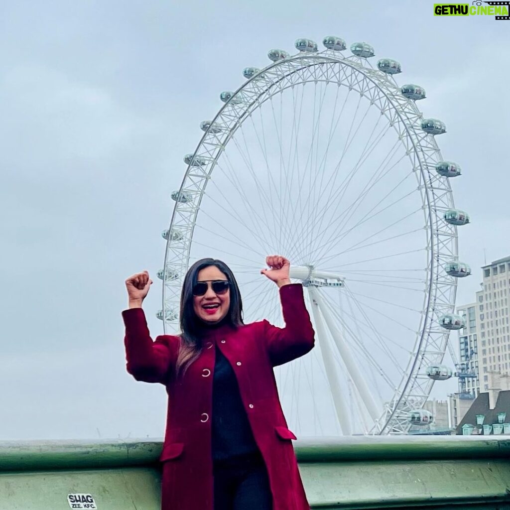 Lakshmi Nakshathra Instagram - Hey London 💫 Its London Eye ❤ 📸. @aljin_aj