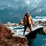 Lakshmi Nakshathra Instagram - These mountains and their never ending romance with the Snow ! #kashmir 📸. @libzalonso #lakshminakshathra #kashmir #kashmirdairies #kashmirtourism #gulmarg Kashmir
