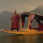 Lakshmi Nakshathra Instagram - Shikara Ride & Reflective Vibes 💫 📸. @libzalonso #lakshminakshathra #kashmir #kashmirtourism #dallake #shikara
