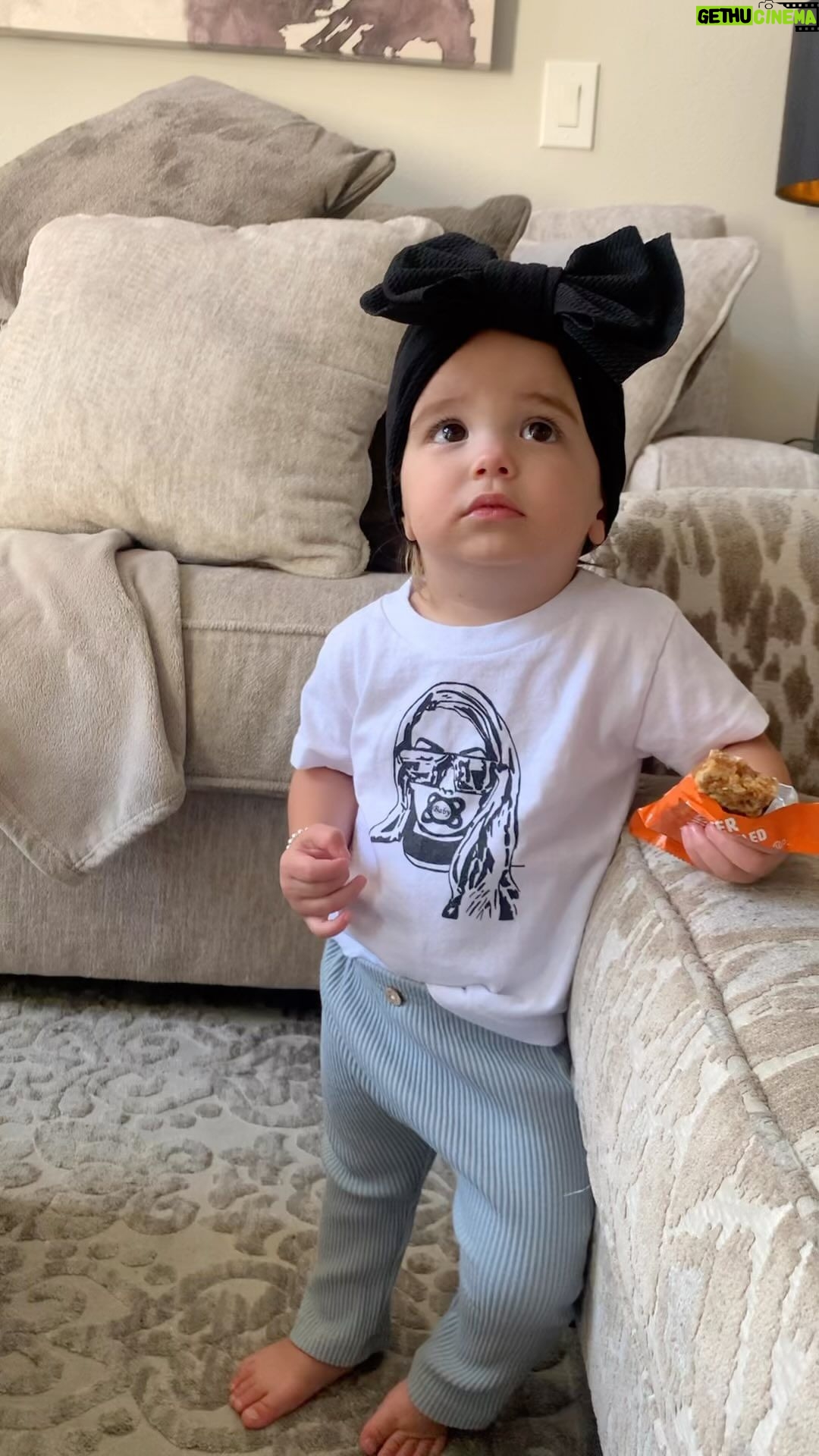 Lala Kent Instagram - Angel baby rockin mama 🤍 @givethemlalababy head-to-toe