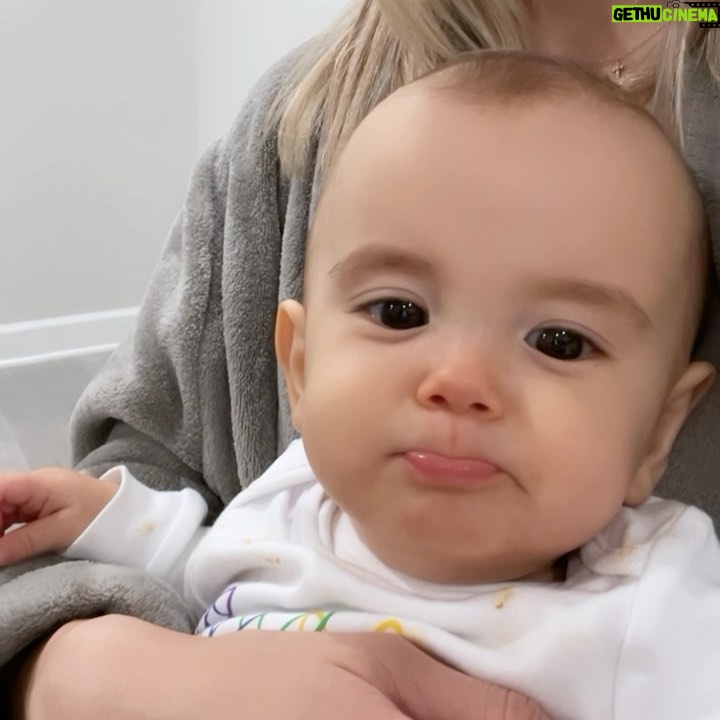 Lala Kent Instagram - I had to post it main page đ After she had dinner last night, & Incredible Hulkâd her bib off, she wouldnât stop saying âmamaâ. When she wakes up in the morning, I hear her doing the same thing. It melts my heart.