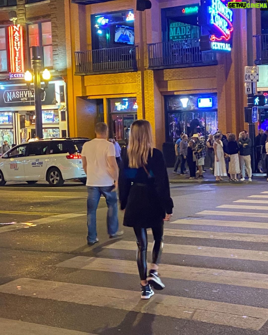 Lala Kent Instagram - You rocked my world, Nashville. I loved staying at @graduatehotels . Three more shows left for the Give Them Lala Live tour! See y’all soon! Graduate Nashville