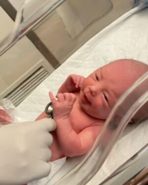 Lala Kent Instagram - Happy first birthday to you, Ocean. This past year has been the best year of my life. You are the most amazing thing to ever happen to me. You are sweet, determined, independent, curious- a bright light in our lives. You are going to do incredible things in this world, baby. I will always be here to catch you when you fall, carry the weight when it gets too heavy, and protect you with all I have. Being your mama is an honor, O. Happy birthday, baby girl 🤍🌊