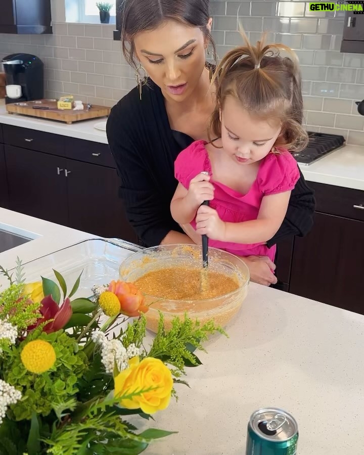Lala Kent Instagram - What a happy day we had 🙏🍽️