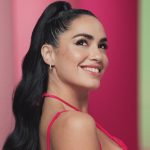 Lali Espósito Instagram - Mi pelo más fuerte que nunca con la nueva máscara de tratamiento Sedal Prebióticos y Biotina 💚 #MenosCaídaMásFuerza