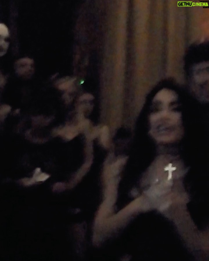 Lali Espósito Instagram - UN MES del lanzamiento de LALI DELUXE con su vinilo y su cortometraje "Mi Fiesta" ❤️🔥🥹 También hoy se cumplen 2 años del lanzamiento de la canción que cambió todo DISCIPLINA! El proceso creativo de este disco y como fue mutando en estos dos años la narrativa me transformaron no saben cuanto! GRACIAS♥️ Viva el POP!!!!!🔥🔥🔥🔥🔥 Siempre.