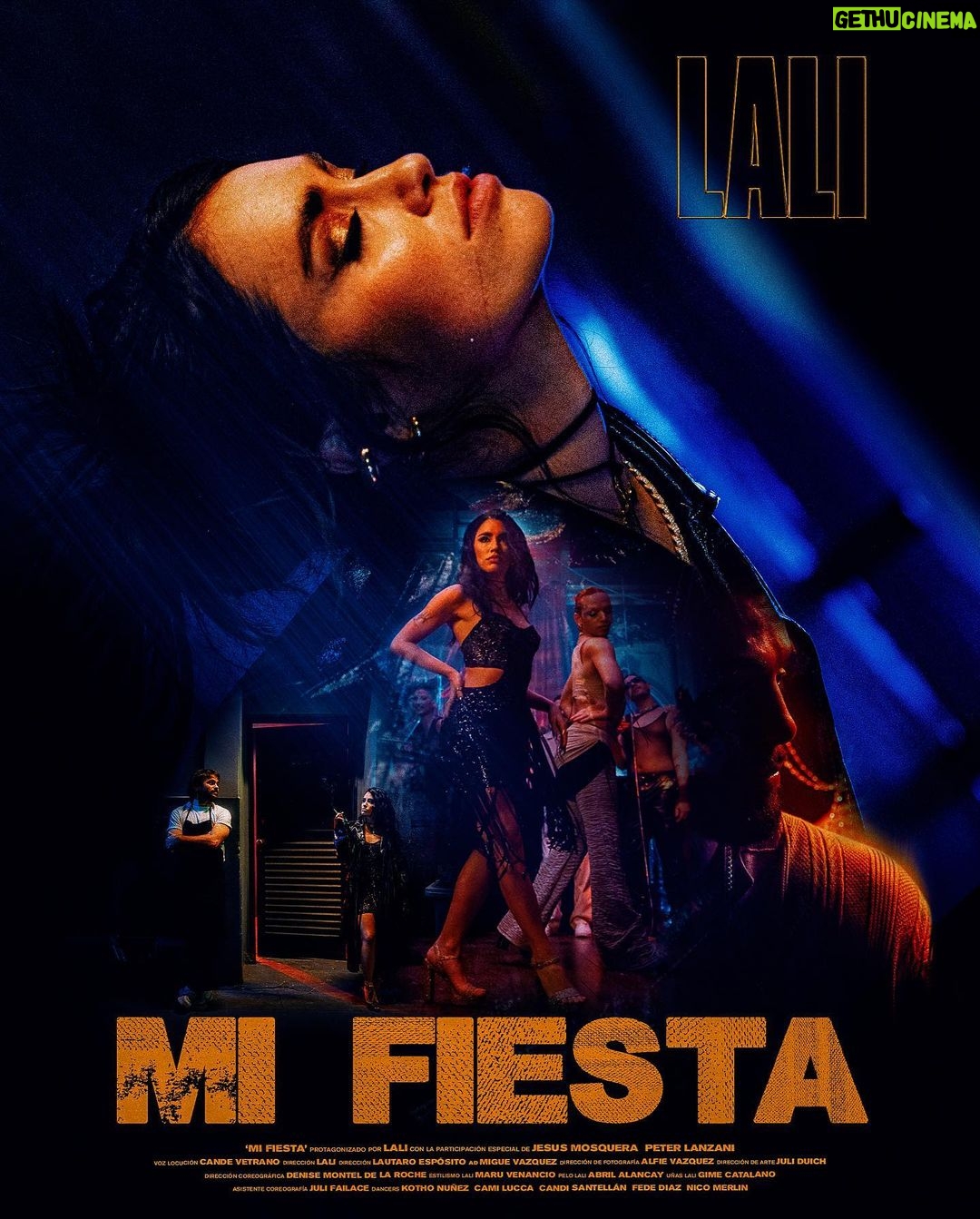 Lali Espósito Instagram - UN MES del lanzamiento de LALI DELUXE con su vinilo y su cortometraje "Mi Fiesta" ❤️🔥🥹 También hoy se cumplen 2 años del lanzamiento de la canción que cambió todo DISCIPLINA! El proceso creativo de este disco y como fue mutando en estos dos años la narrativa me transformaron no saben cuanto! GRACIAS♥️ Viva el POP!!!!!🔥🔥🔥🔥🔥 Siempre.