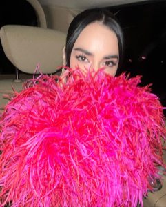 Lali Espósito Instagram - El placer de hacer exacto lo incorrecto🩷