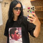 Lali Espósito Instagram - En mi cuarto una Rave Con Four to the floor...