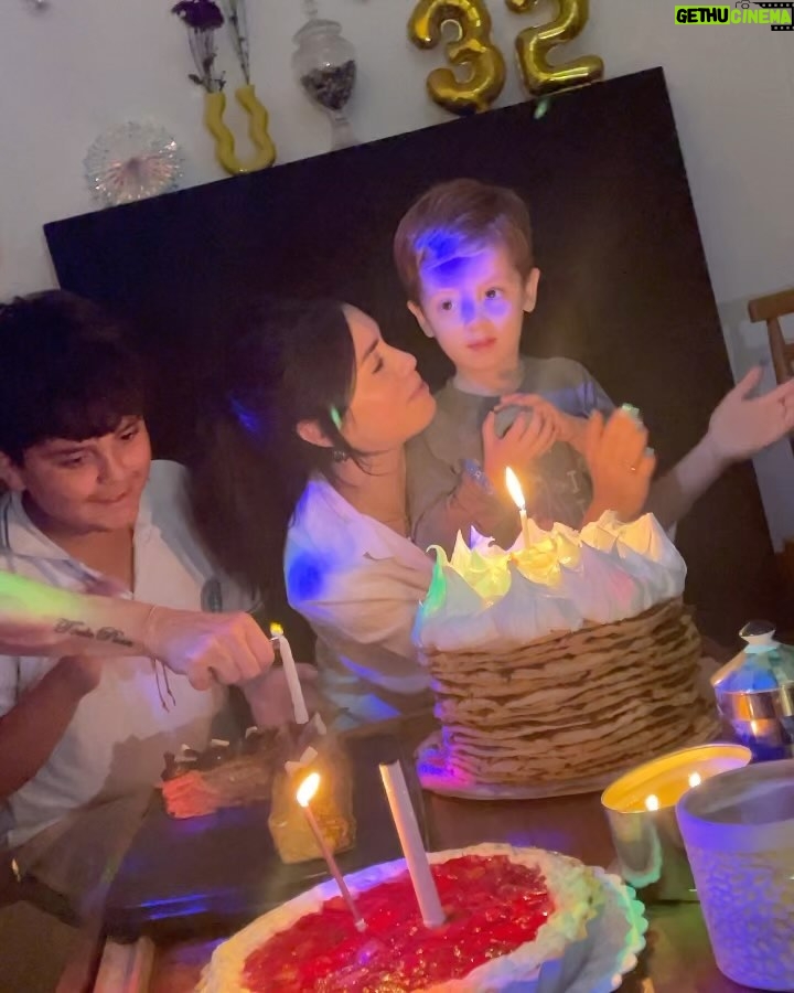 Lali Esp贸sito Instagram - Un poco de estudio Un poco de cumple Y mucho amor馃