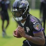 Lamar Jackson Instagram - Feels Gr8 to be back on that grassland🪖 #Truzz