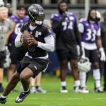 Lamar Jackson Instagram – YR6🏆🙇🏾‍♂️🙏🏾💜🖤
 #Truzz #General🪖