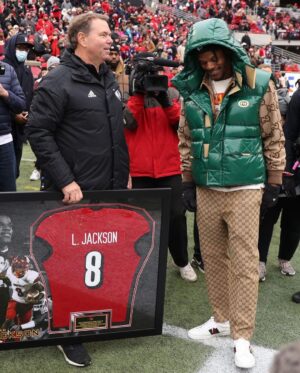 Lamar Jackson Instagram - Thank You #CARDNATION❤️🖤 #TRUZZ🚀