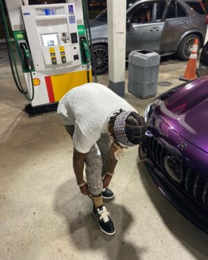 Lamar Jackson Instagram - Broward type 💩💫

#TRUZZ🧟‍♂️🎯
