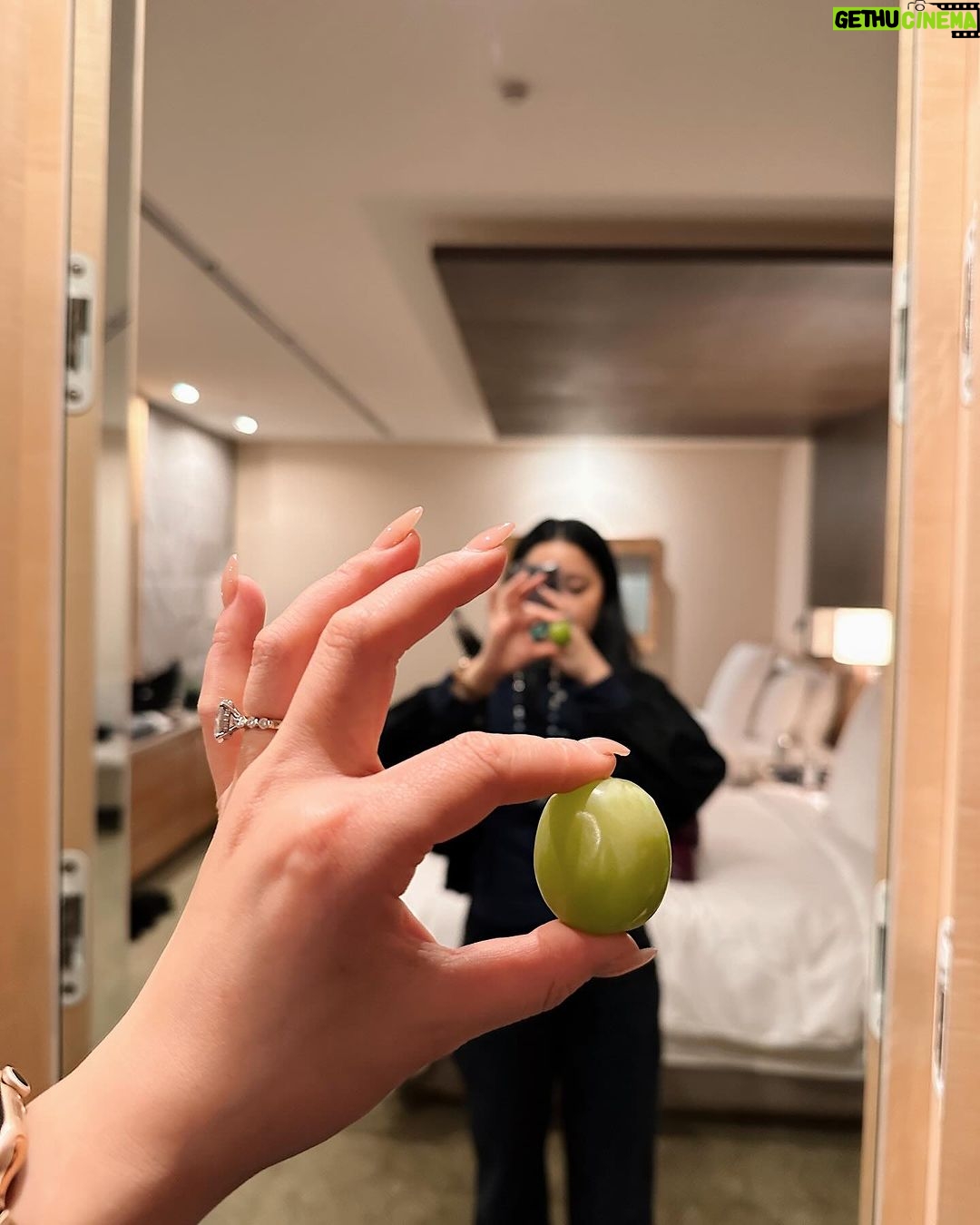 Lana Condor Instagram - Come on, I gotta show you something !!! (this is what I gotta show 🍜🍣🍱🥟 you) Tokyo, Japan
