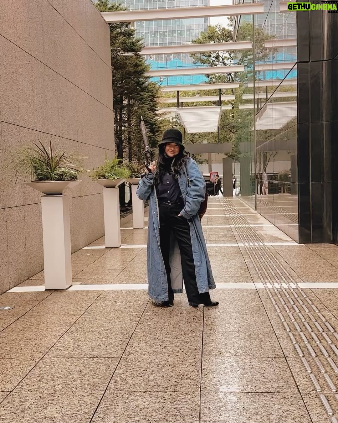Lana Condor Instagram - Come on, I gotta show you something !!! (this is what I gotta show 🍜🍣🍱🥟 you) Tokyo, Japan