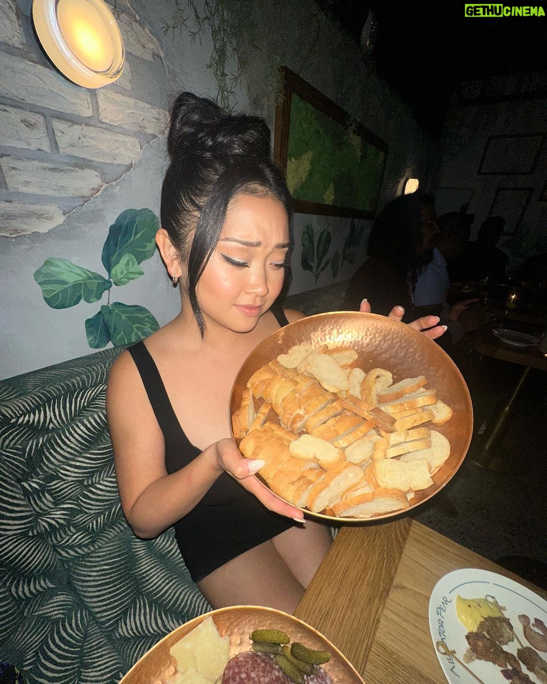 Lana Condor Instagram - Moments from the past week that made me v happy 🥹 Manhattan, New York