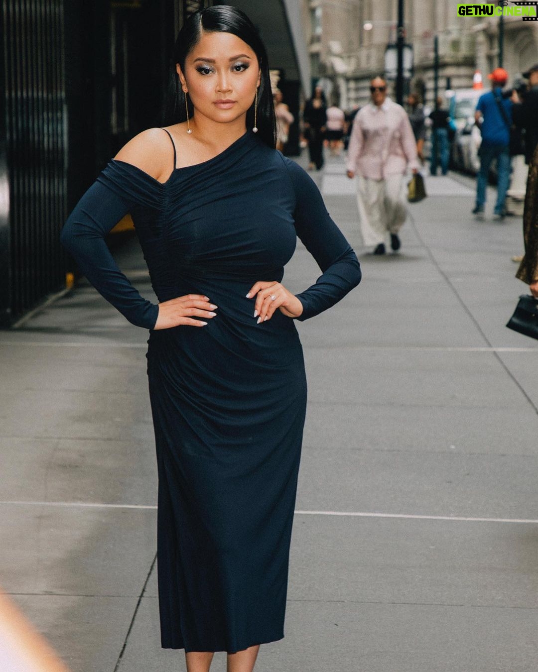 Lana Condor Instagram - Glammed up at the @timessquareedition to go to my dear @jasonwu marvelous show ☂️ #TimesquareEDITION The Times Square EDITION