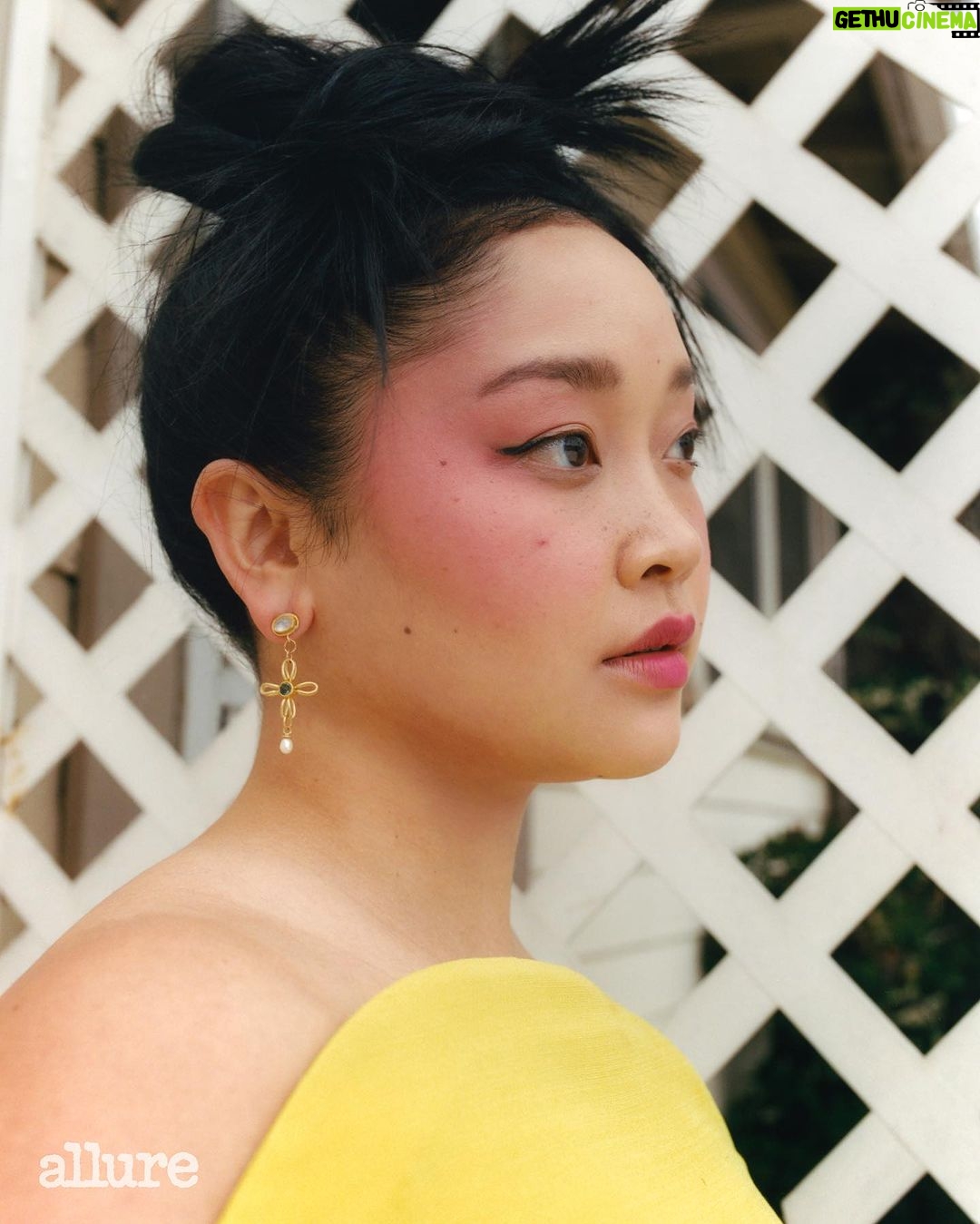 Lana Condor Instagram - @allure talking all things beauty, inside & out π«Άπ½ || thank you to the amazing team @eugeneshevertalov @annielai__ @thuybnguyen @savwhite @rachelgoodwinmakeup @nikkiprovidence always π₯ Venice Beach, California