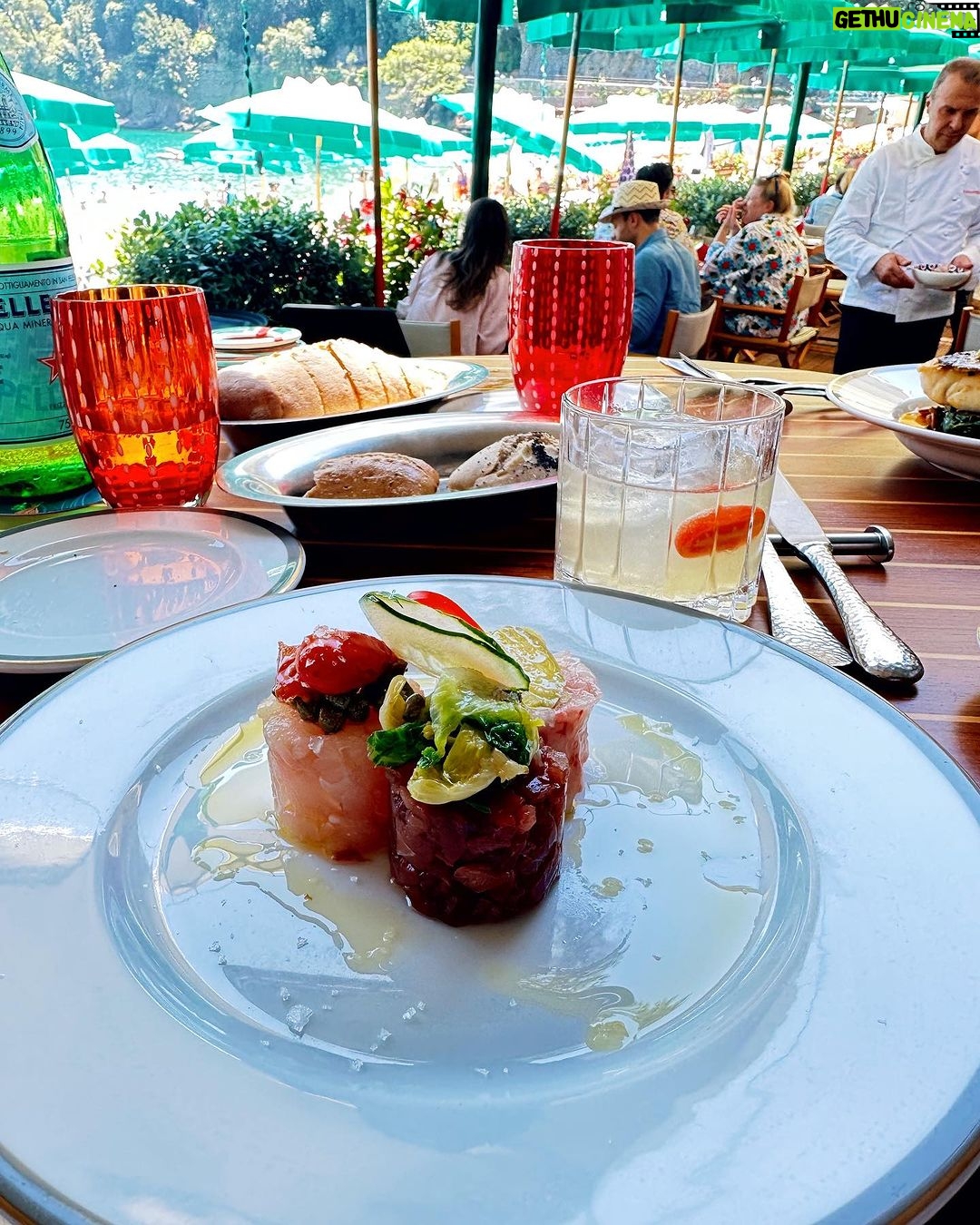 Lana Condor Instagram - Mostly food, a little champagne, but mostly food ⦠Iām never leaving š¤·š»āāļø Italian Riviera, Portofino