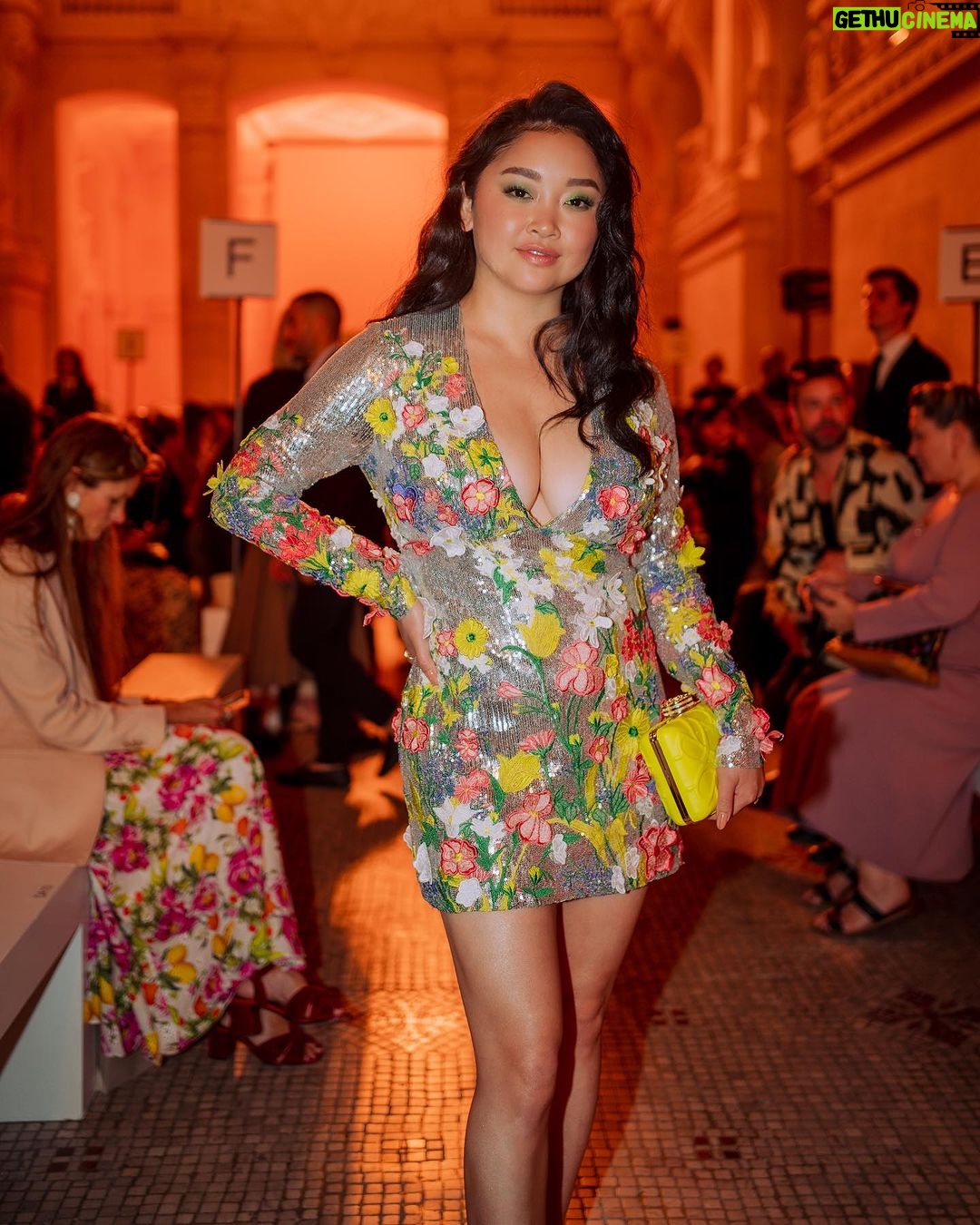 Lana Condor Instagram - @eliesaabworld brought the majesty to Paris couture week - steeped in drama and elegance, the show was nothing short of a classy regal dream. Merci beaucoup 💐 Musée Des Arts Décoratifs-Paris