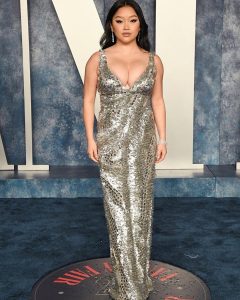 Lana Condor Instagram - Vanity Fair Oscar’s Party you’re always a dream, always a pinch me moment! Thank you for having me 💕 @vanityfair Los Angeles, California