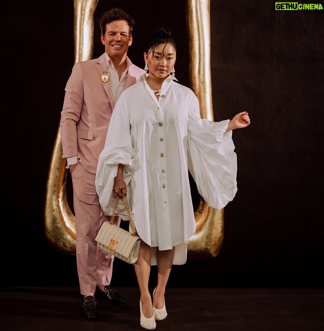 Lana Condor Instagram - @schiaparelli @schiaparelli @schiaparelli divinity || HAUTE COUTURE || merci 100x Paris, France