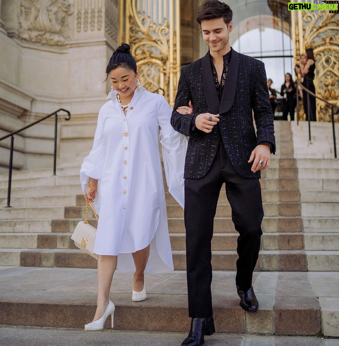 Lana Condor Instagram - @schiaparelli @schiaparelli @schiaparelli divinity || HAUTE COUTURE || merci 100x Paris, France