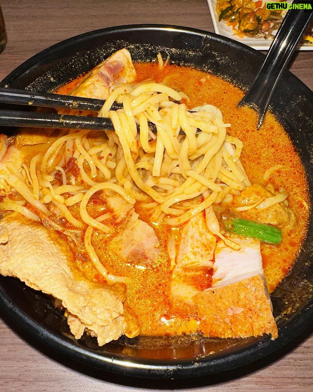 Lana Condor Instagram - Noodle monster always strikes with vengeance 👹 // id like to bathe in this curry laksa plz Kuala Lumpur, Malaysia