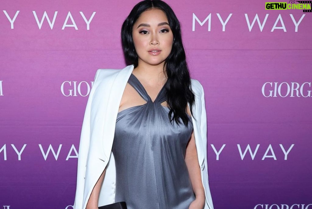 Lana Condor Instagram - A night out in NY with my forever date & @armanibeauty for their new #ArmaniMyWay parfum #Armanibeauty #IamWhatILive #ad 💕 Manhattan, New York