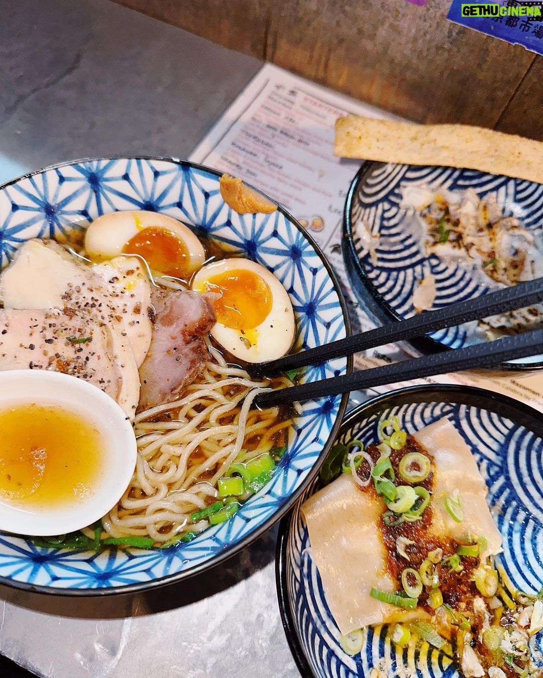Lana Condor Instagram - These are a few of my favorite things 🎶 || travel, my sexy friends, the best bowl of ramen I’ve ever had (it was made with sardine broth-do not knock it till you try it wow) … lip liner, on the go onigiri , most delicious panini ft. mads hand Paris, France