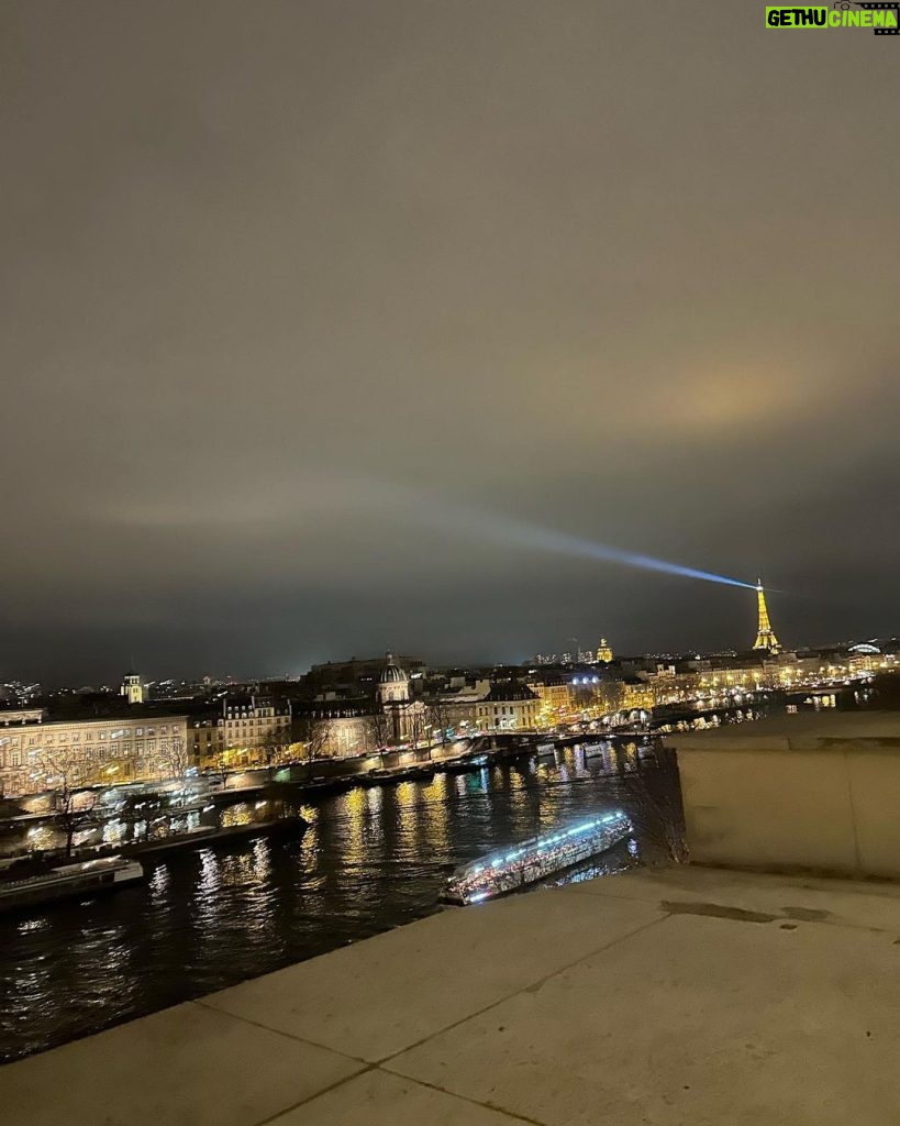 Lana Condor Instagram - @etro had the best vibes & best views & the best tiramisu 🥹 Paris, France