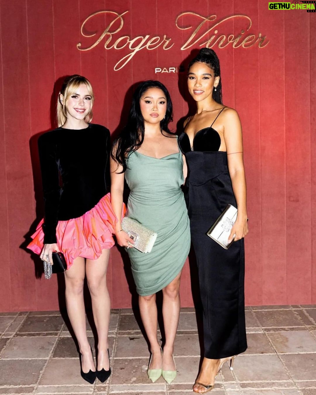 Lana Condor Instagram - Beautiful night at @rogervivier holiday dinner π w/ the most lovely hosts @kiernanshipka @laurabrown99 π«Άπ½
