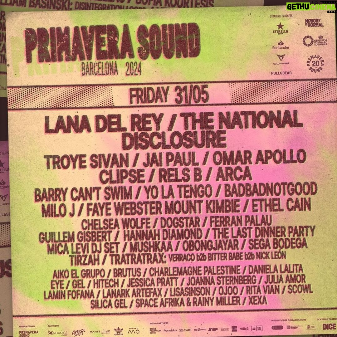 Lana Del Rey Instagram - Barcelona, it is amazing that we’re coming to see you next year. It’s been a long time ❤️🚨