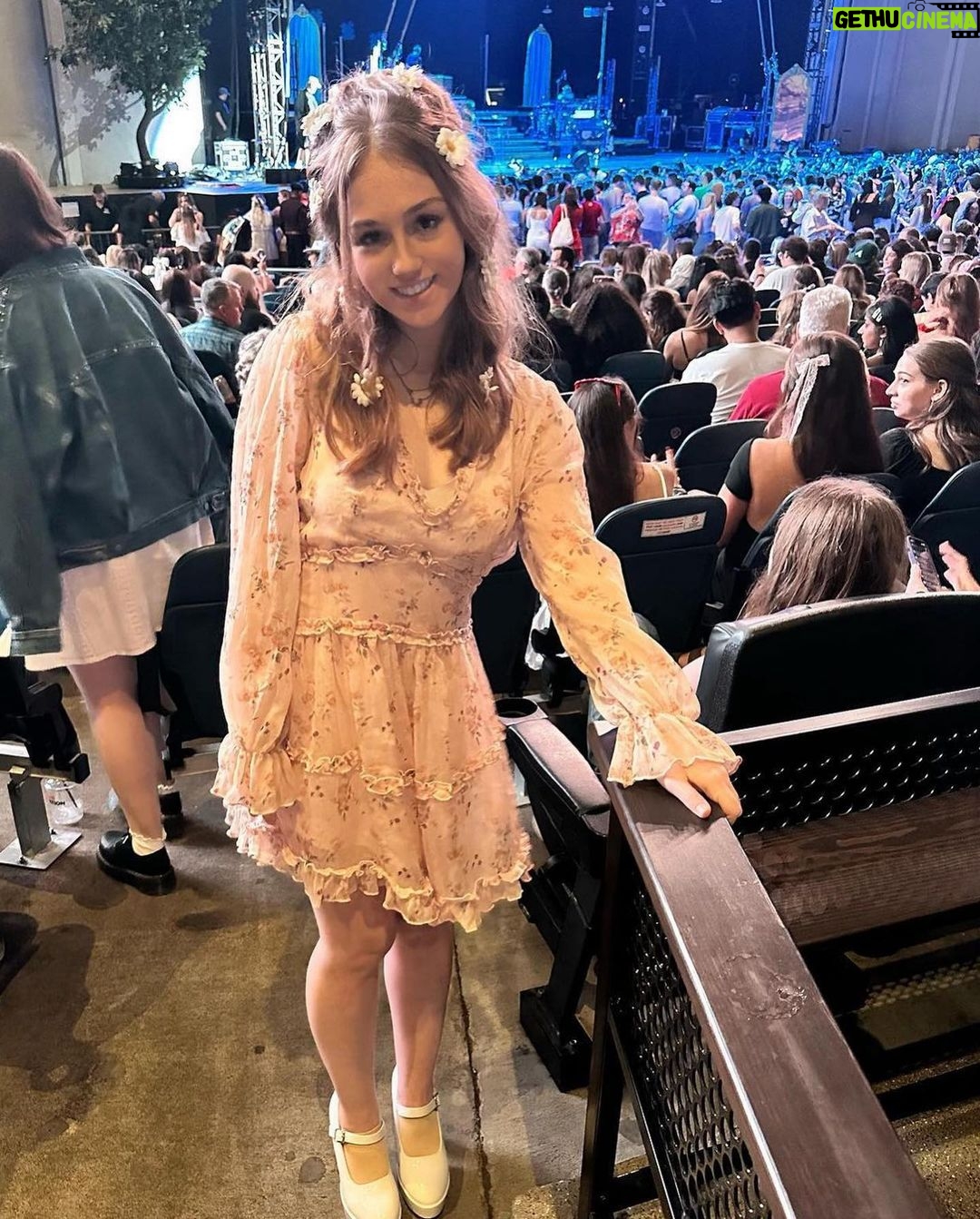 Lana Del Rey Instagram - Charlotte North Carolina 👒