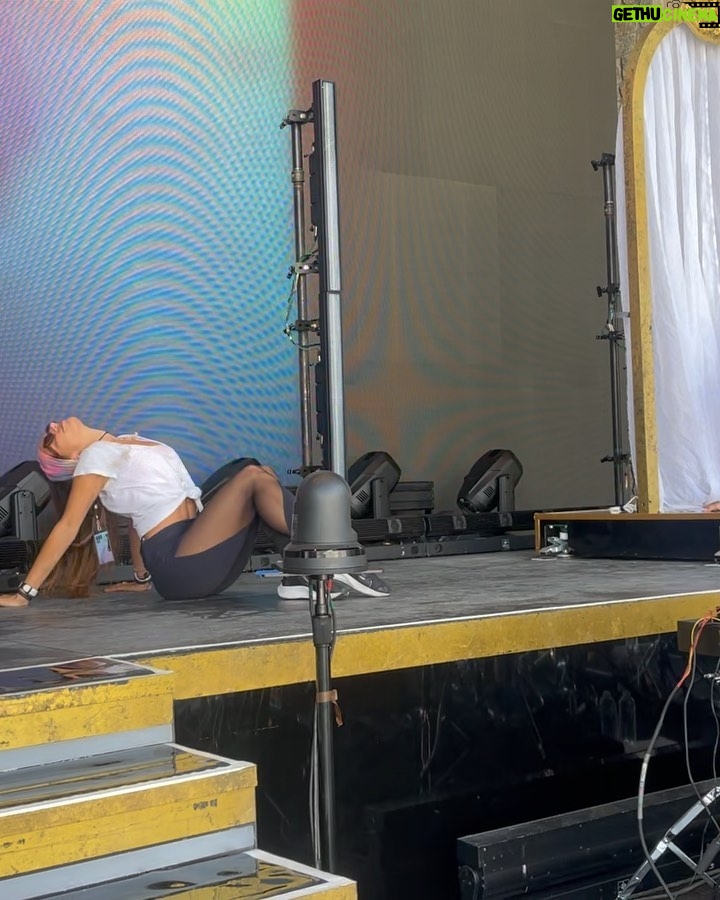 Lana Del Rey Instagram - Treating those sound checks like a full on 3 hour rehearsal space