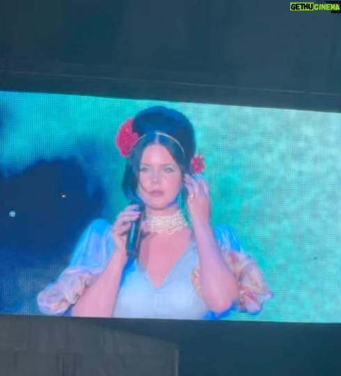 Lana Del Rey Instagram - Thank you so much for our second night in Mexico City. And I got your notes ❤️