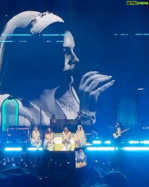 Lana Del Rey Instagram - Mexico City that was amazing. I know it’s pouring today but I hope we see you tonight at the stadium. Love you lots.